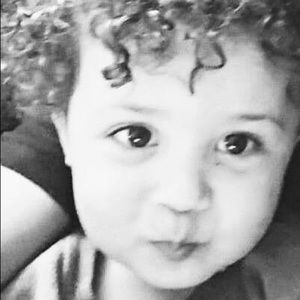 Meet your Posher, Tay